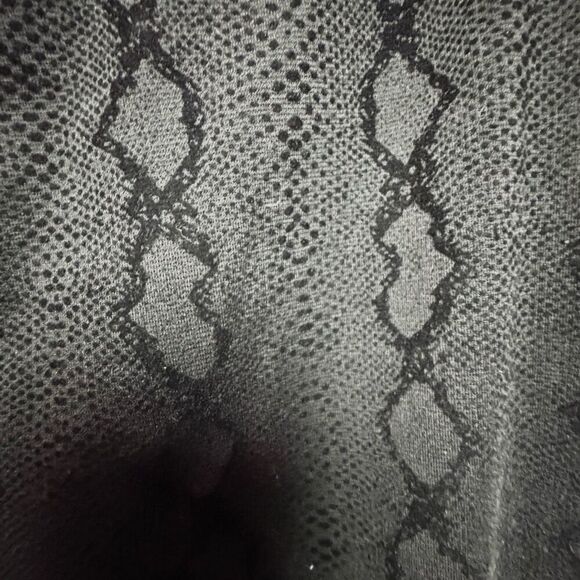 Jaclyn Smith Snakeskin Leggings - Picture 5 of 5